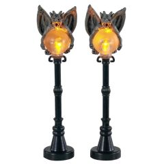 Lemax gargoyle lamp post s/2 Spooky Town 2021