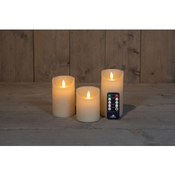 Conjunto de velas LED con efecto de llama rústico de la colección de Anna, 7,5 cm, color marfil, set de 3 unidades.