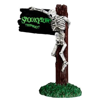 Lemax spookytown this way Spooky Town 2014