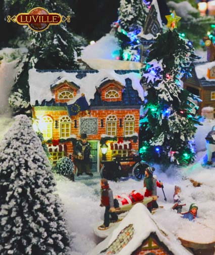 best trains for under christmas trees